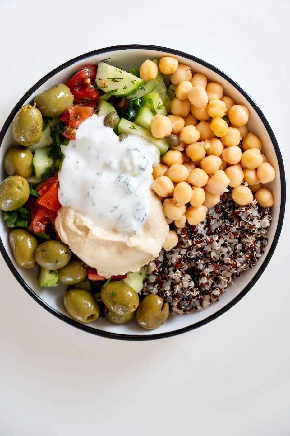 5-minute Mediterranean bowl – healthy meal prep lunch