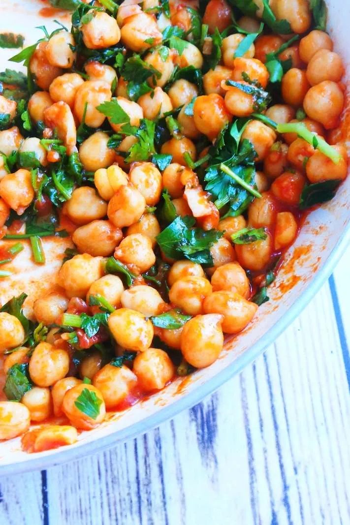 5-minute chickpea recipe | simple chickpea bruschetta
