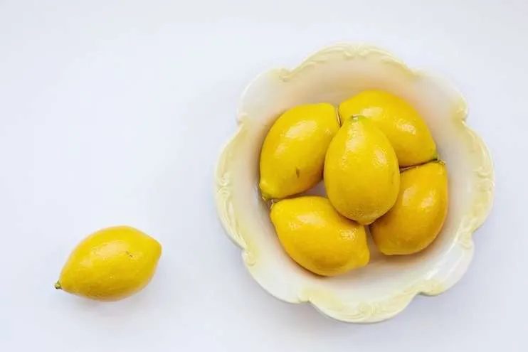 9 benefits of vitamin c for skin, hair & weight loss