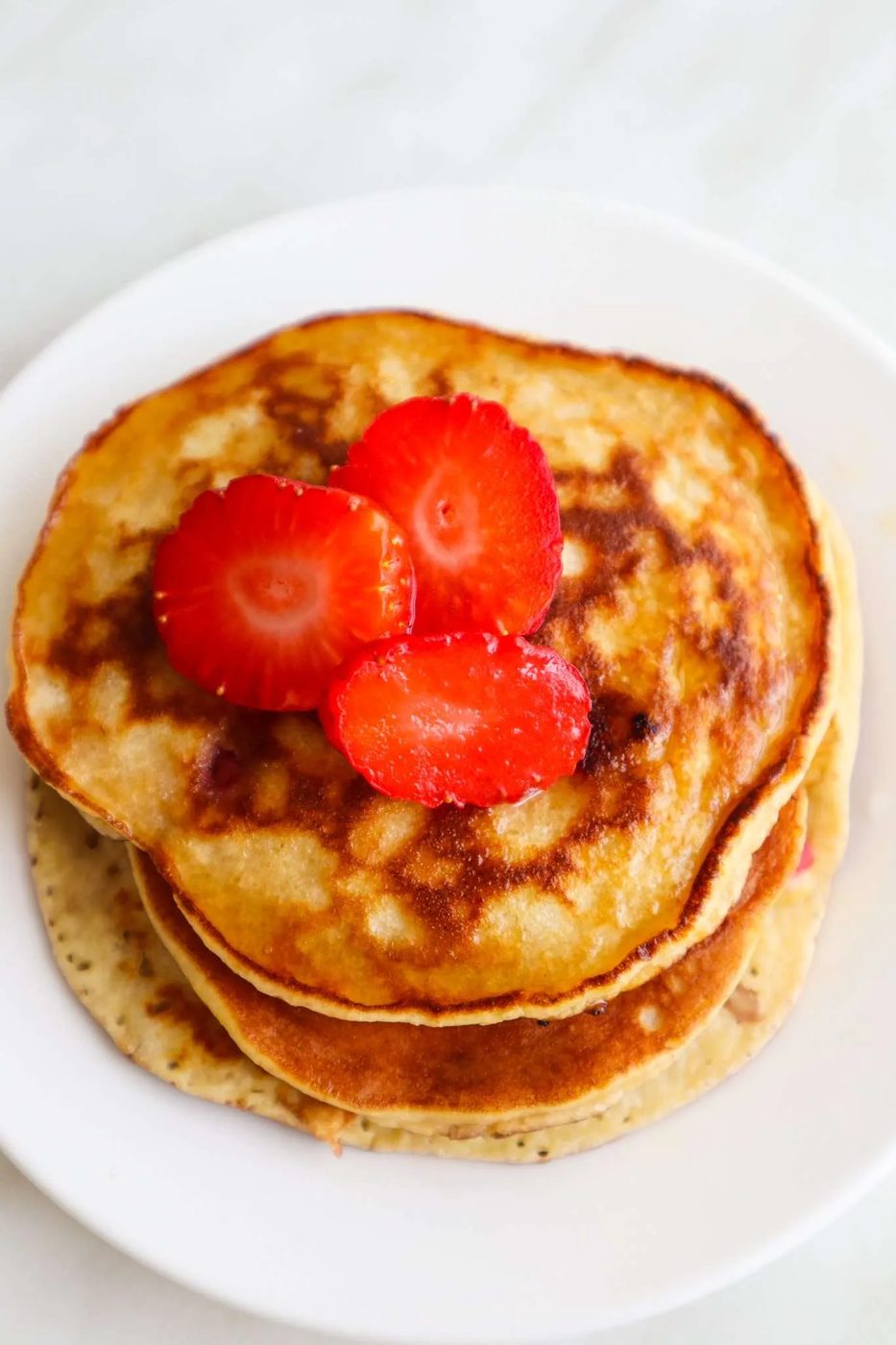Almond flour strawberry vanilla pancakes for one