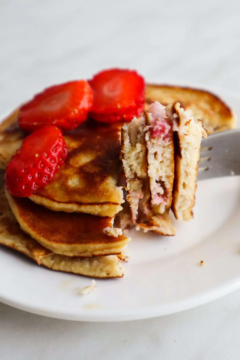 Almond flour strawberry vanilla pancakes for one