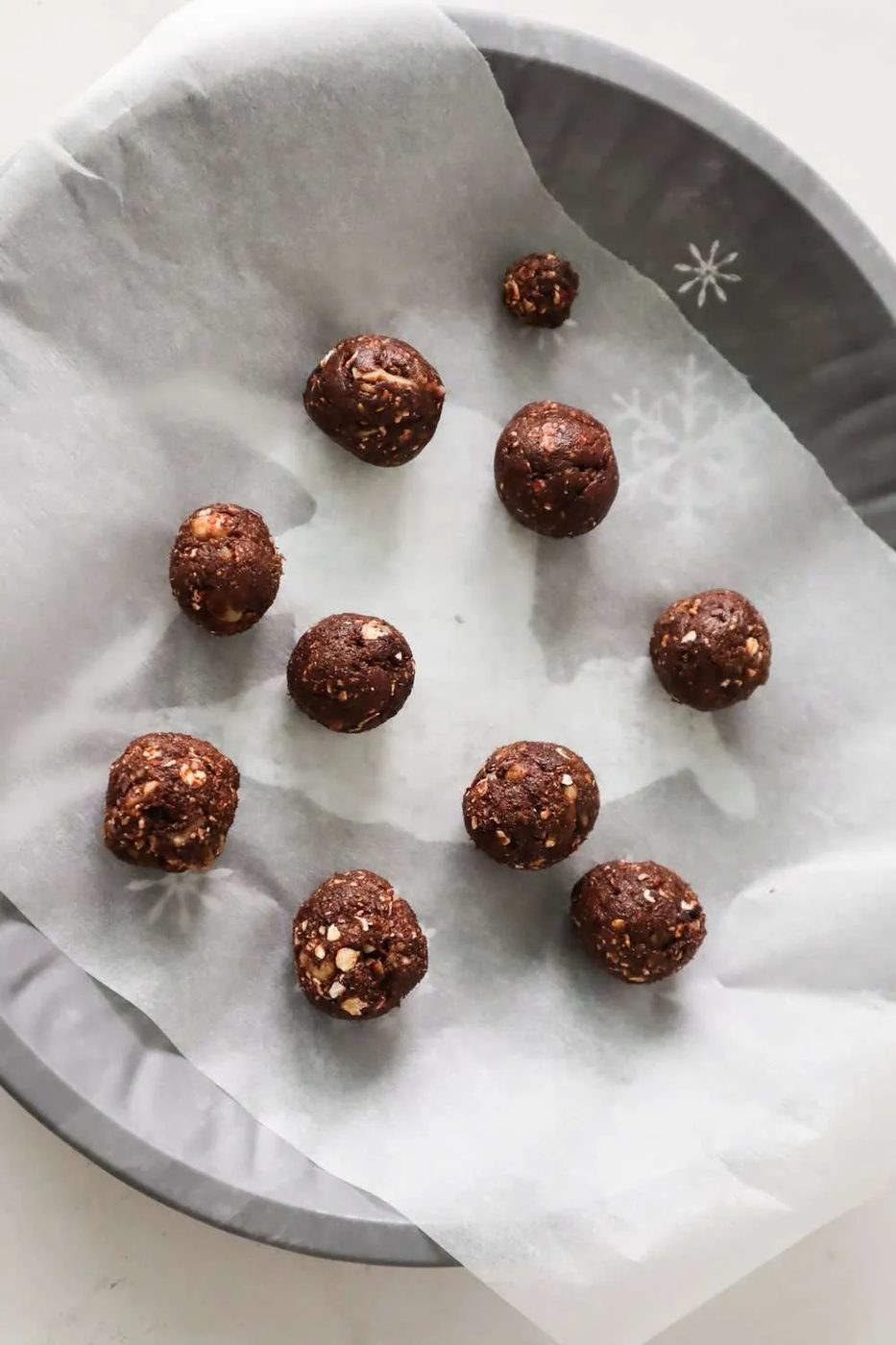 Antioxidant double chocolate energy bites