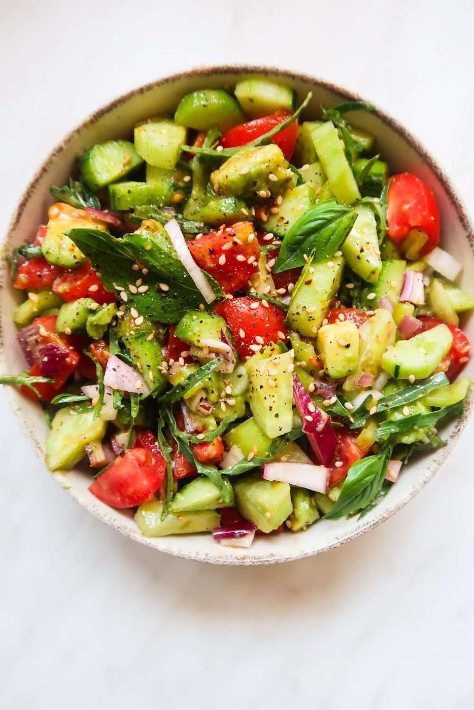 This healthy tomato arugula and avocado salad is fresh and tasty. Filled with greens and healthy fats, this detox salad is solid for a side…
