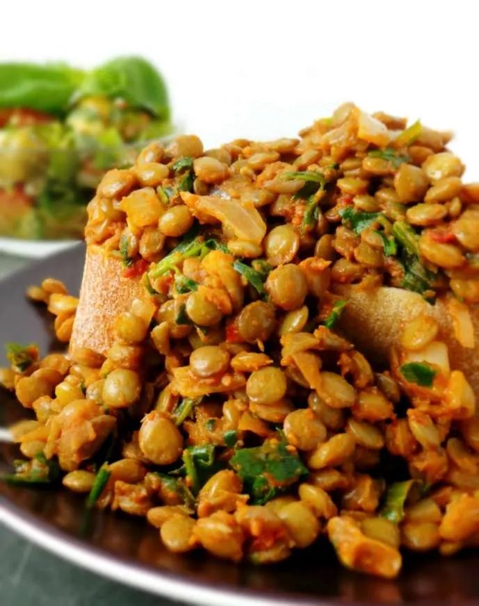 6-ingredient simple lentils