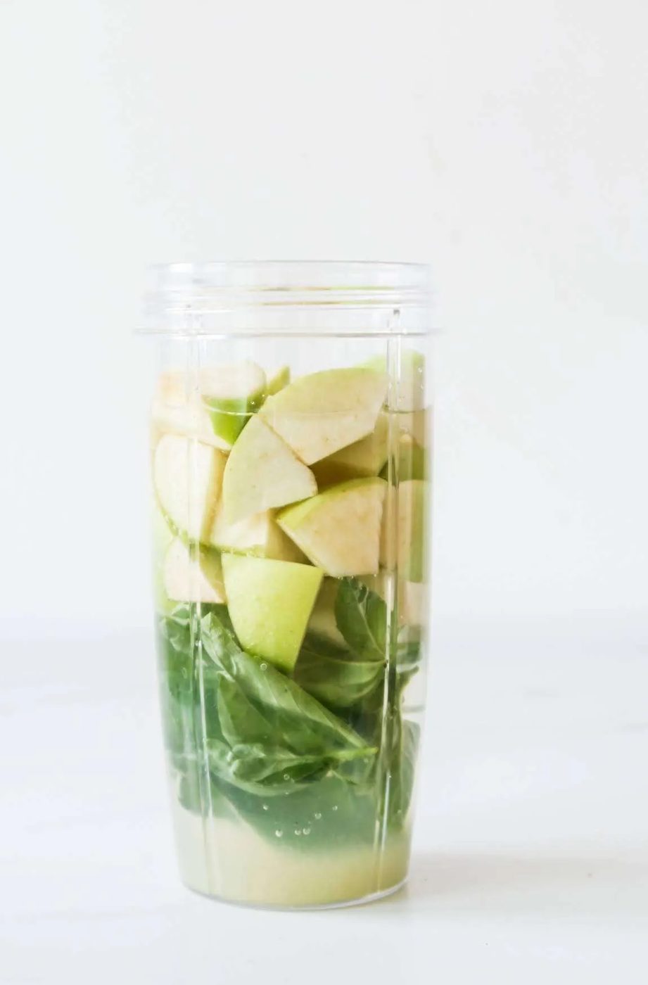 Basil detox drink