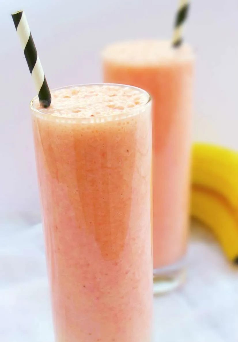 Probiotic breakfast strawberry virgin colada