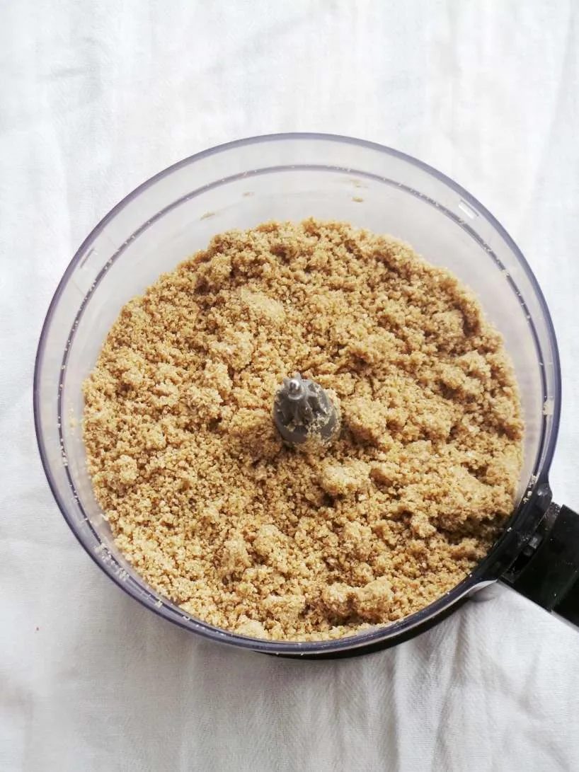 butternut crumble pie