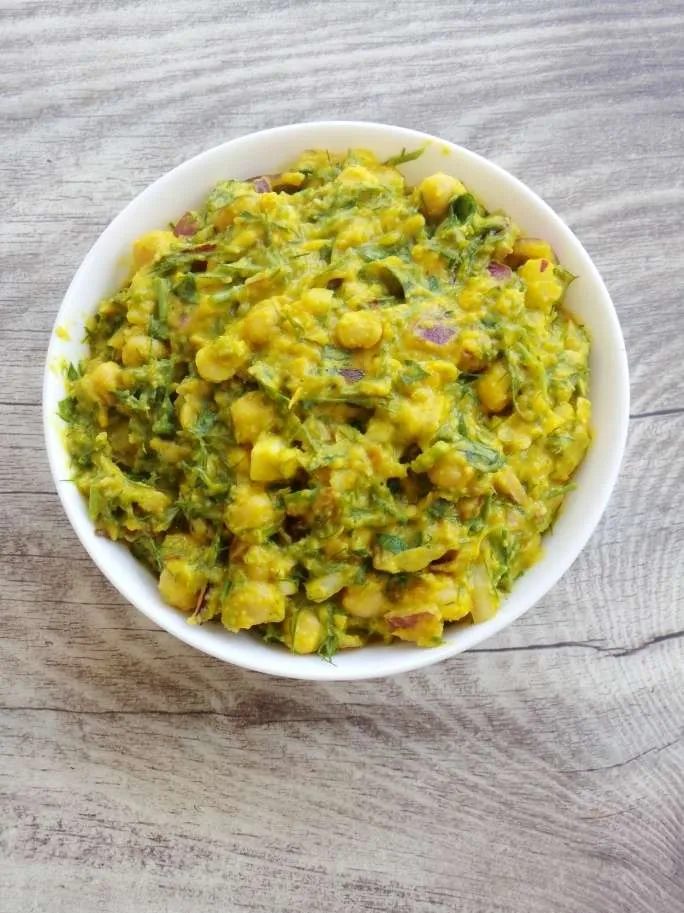 chickpea and peaches salad for sandwiches - Gaical