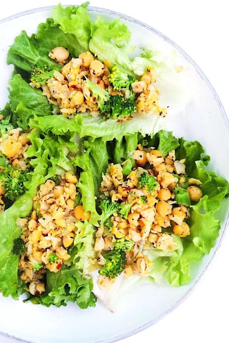Chickpea scramble lettuce wraps - a satisfying savory vegan breakfast or lunch idea that is also gluten-free and ready in 10 minutes. This…