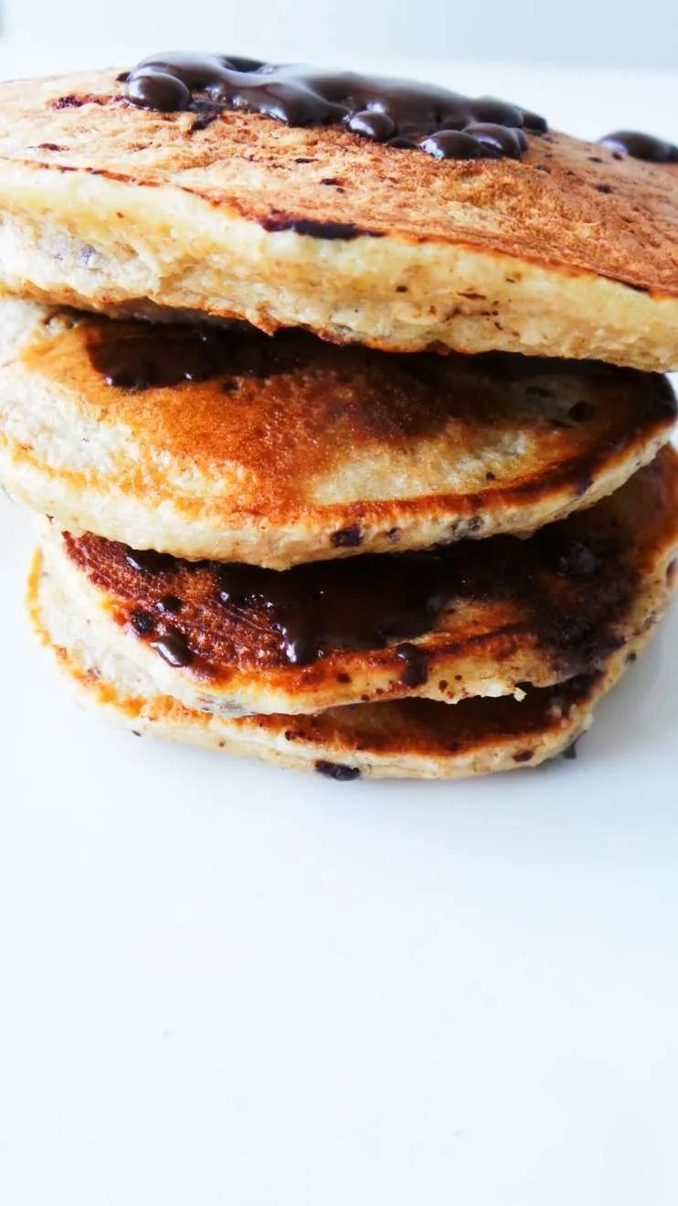 Chocolate chip pancakes + update, healthy