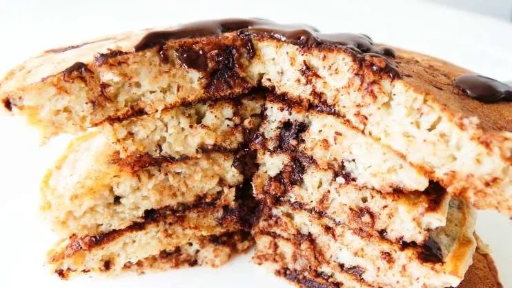 Chocolate chip pancakes + update, healthy