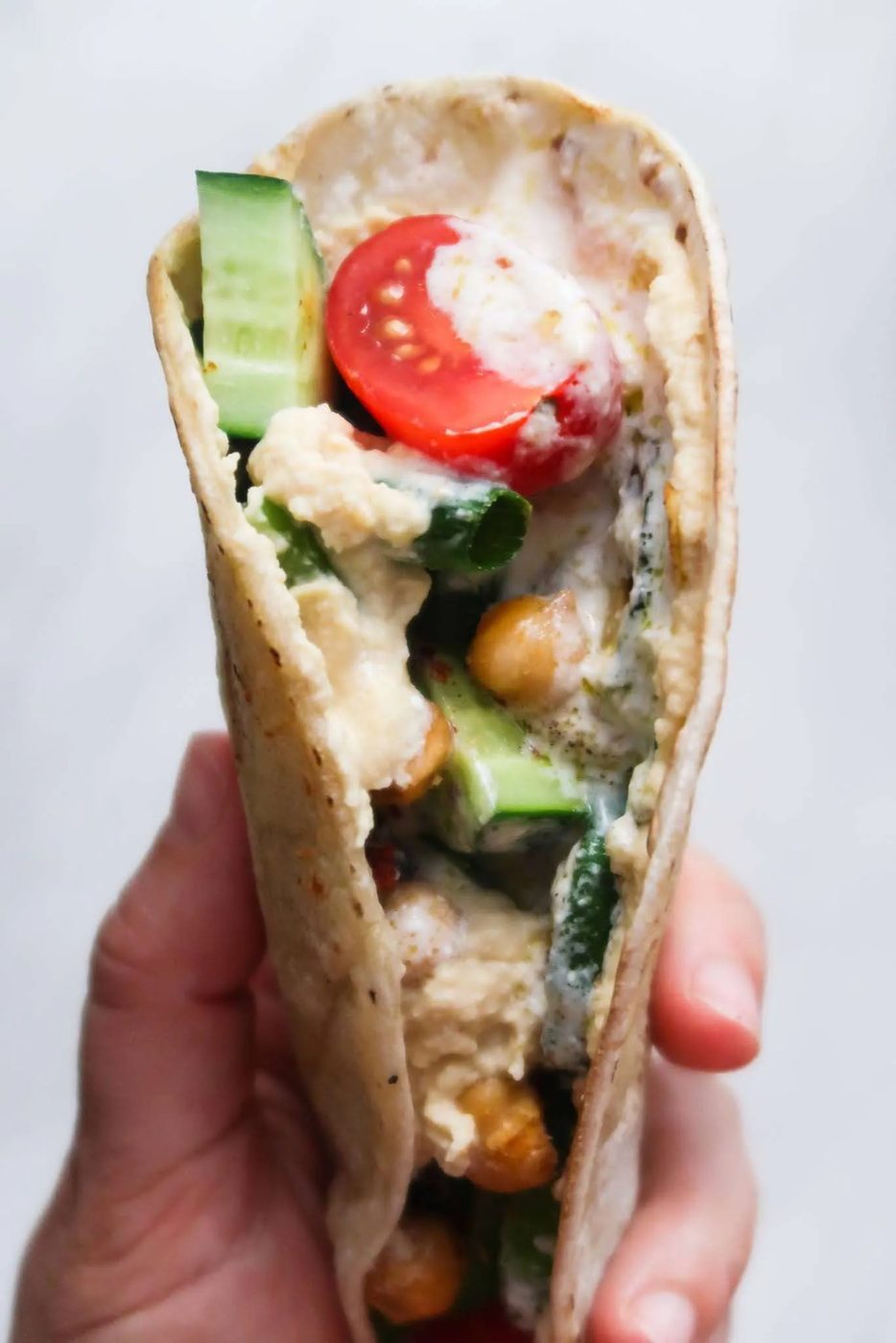 hummus veggie wrap meal prep