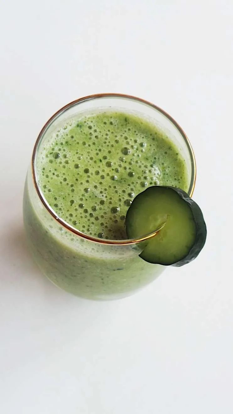 Cucumber smoothie, simple