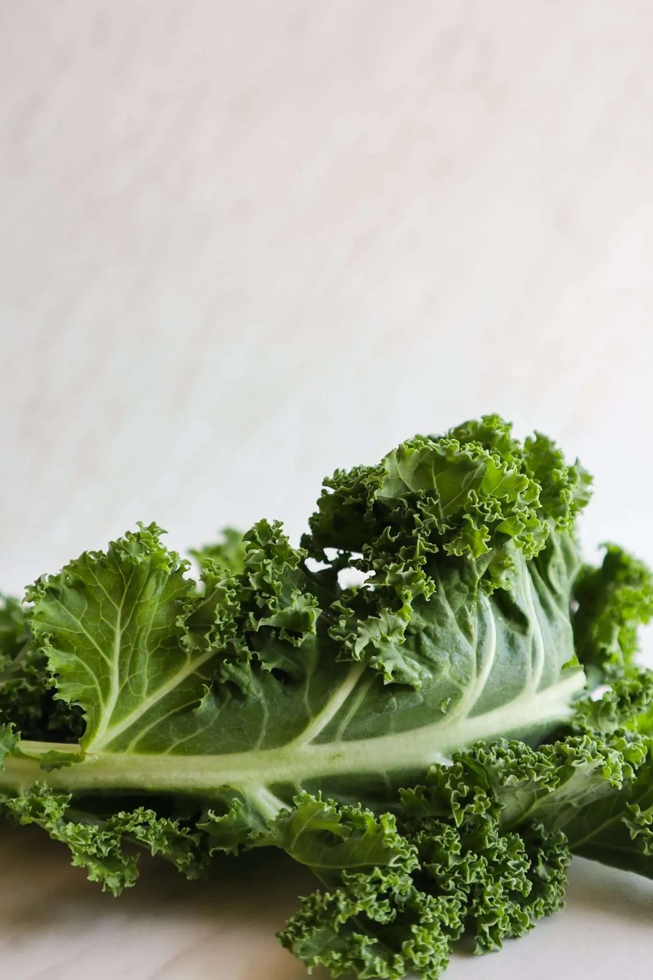 Detox green smoothie to drink daily