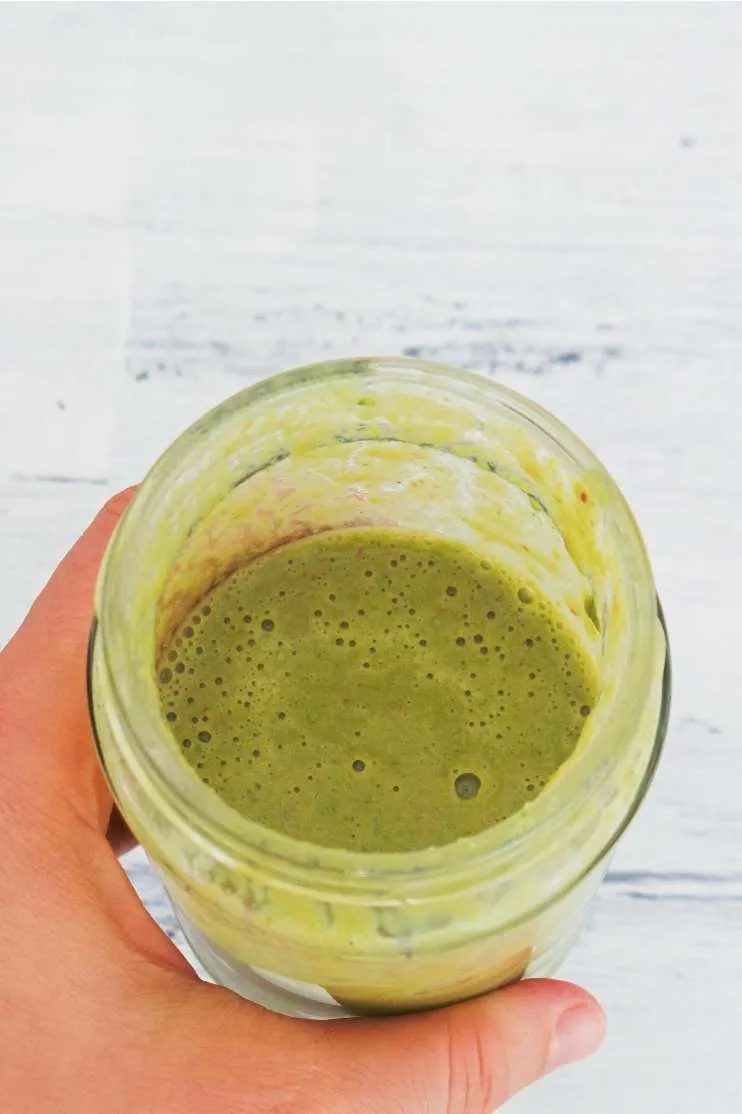 Kale smoothie recipe with banana & srawberries