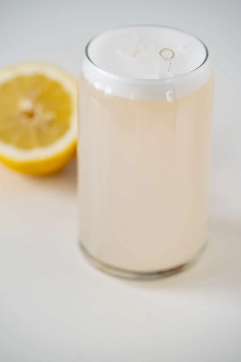 Try this simple anti-inflammatory detox water recipe for clear skin, gut health and lower blood sugar! It takes 3 ingredients and almost no…