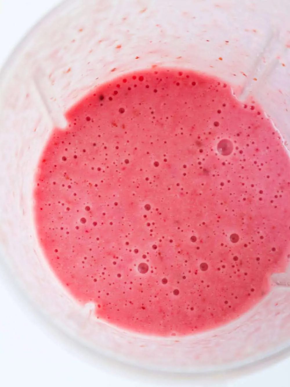 Skin-healthy strawberry shake
