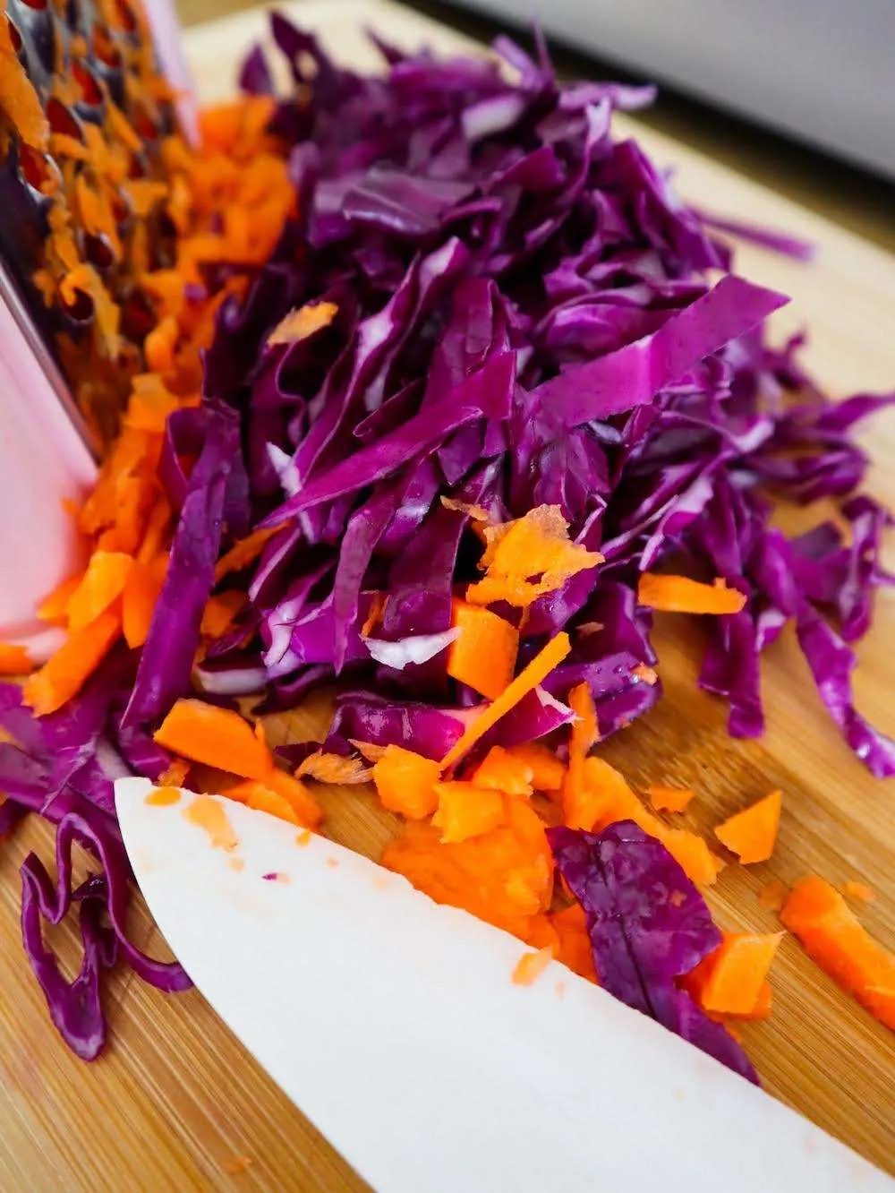 Red cabbage slaw, simple