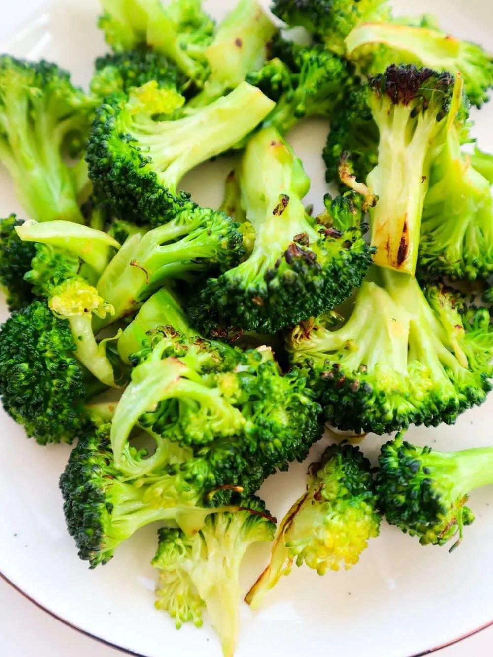 Stir-fried broccoli, simple
