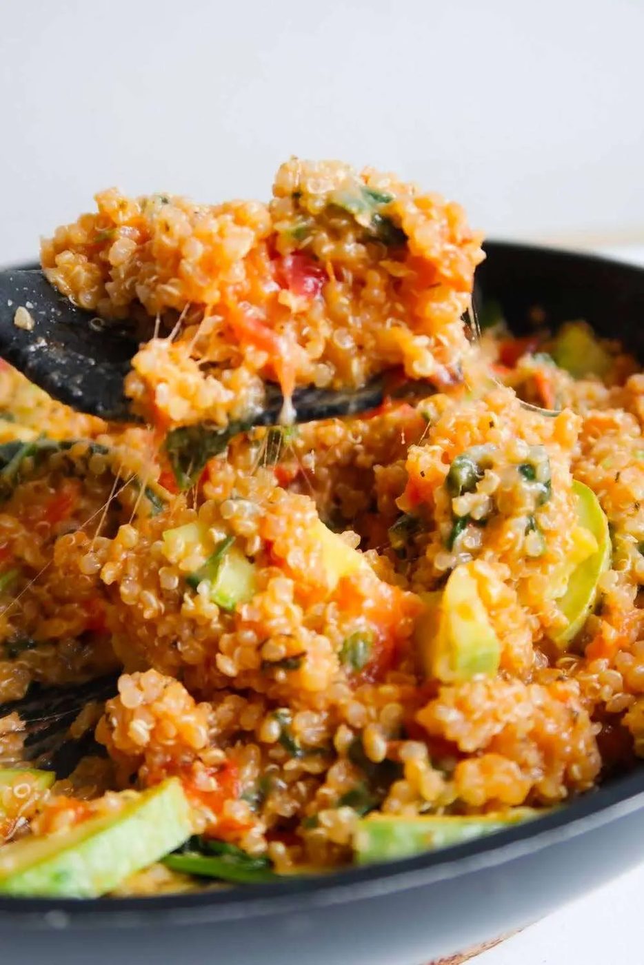 Tomato & basil quinoa risotto – gf, vegetarian/vegan option, simple