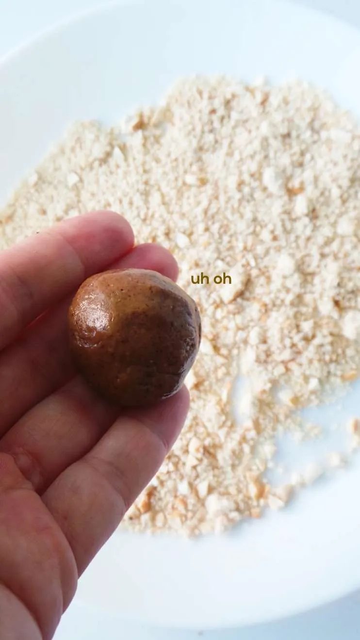 No-bake almond butter cookies, healthy, energy balls