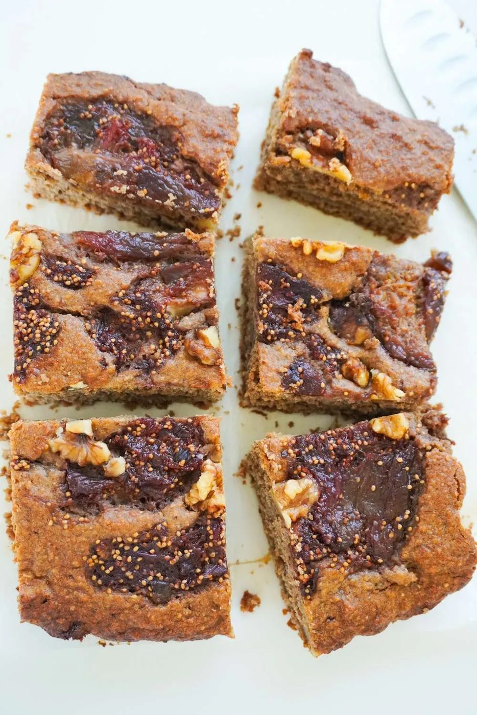 Walnut fig cake, healthy