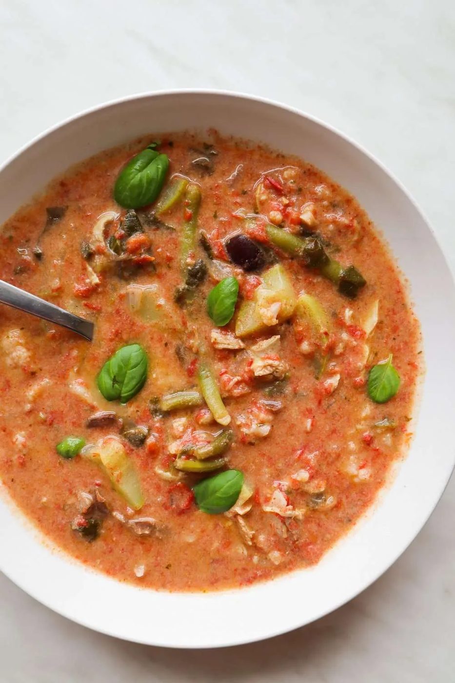 Tomato chicken soup