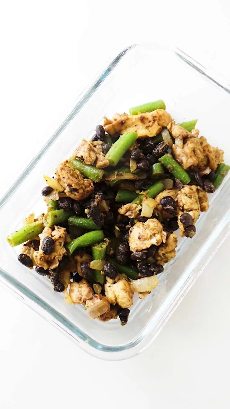 15-minute garlic chicken with black beans