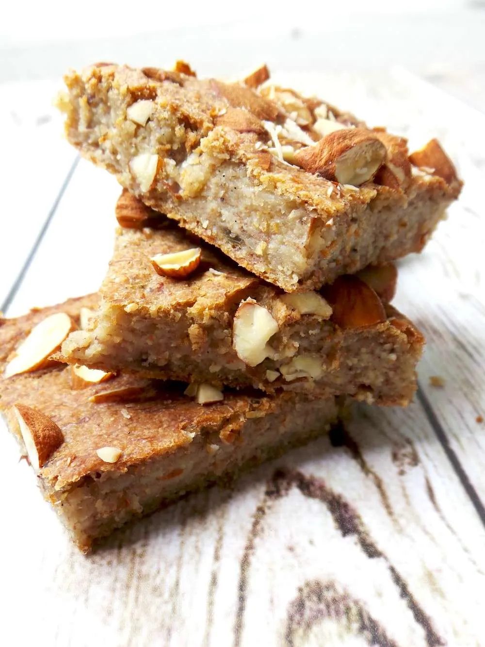 Simple Healthy Vegan Banana Bread! The solid vegan meal prep breakfast to eat on the go! This simple banana breakfast recipe is satisfying…