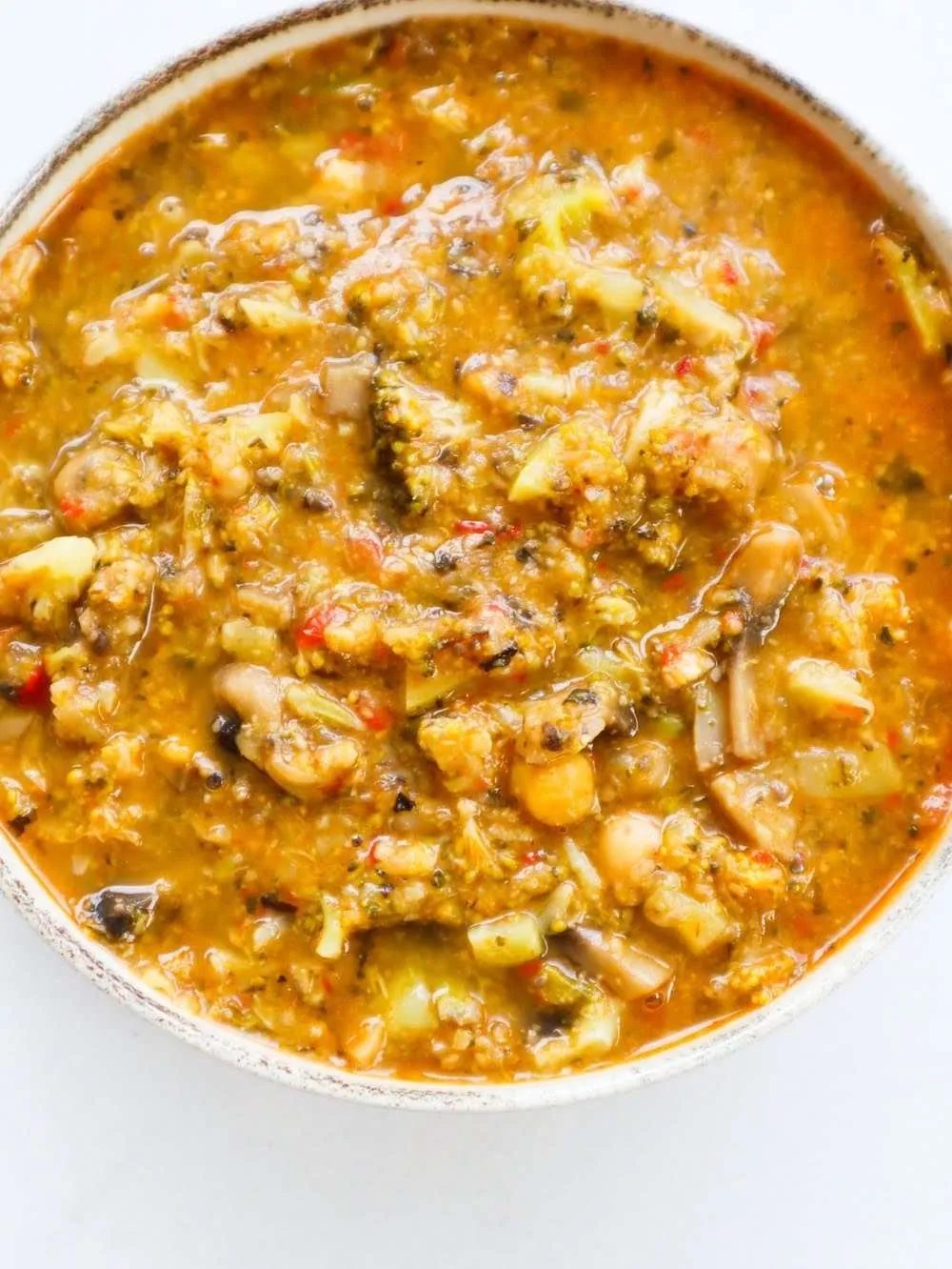 Spiced healthy broccoli soup, no cream