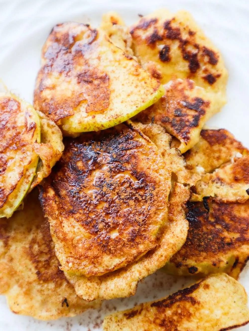 Yes, this is a healthy French toast recipe that is gluten-free, low in calories, ready in 10 minutes. Actually it's apple French toast and…