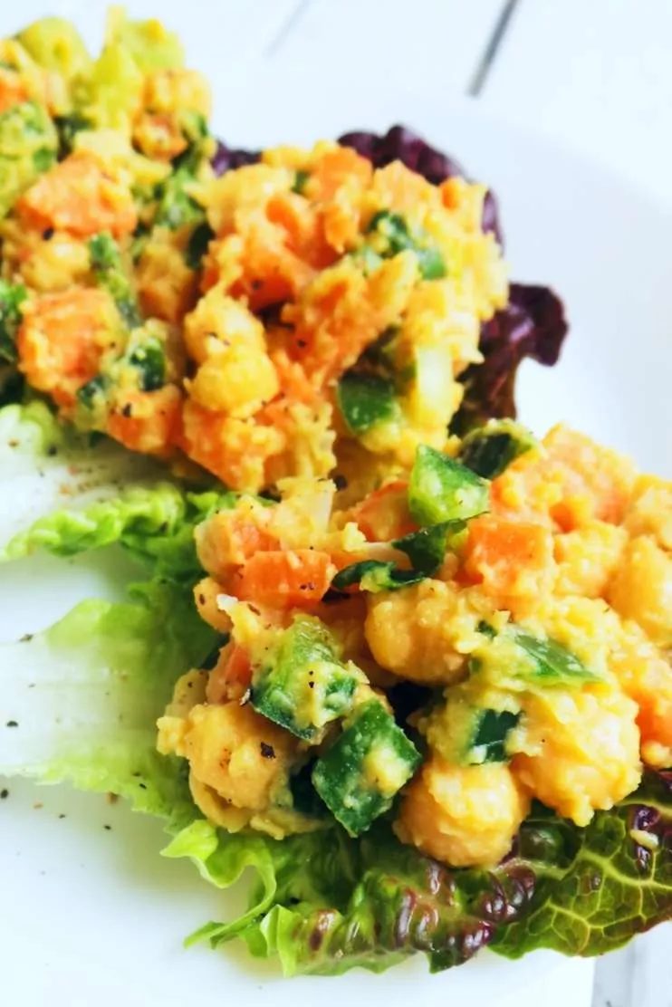 We make this simple and healthy smashed chickpea salad often at home, it’s tasty and keeps in the fridge for about 3 days. Try this simple…