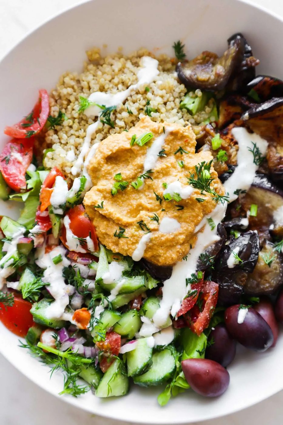 Quinoa bowls with roasted vegetables, healthy