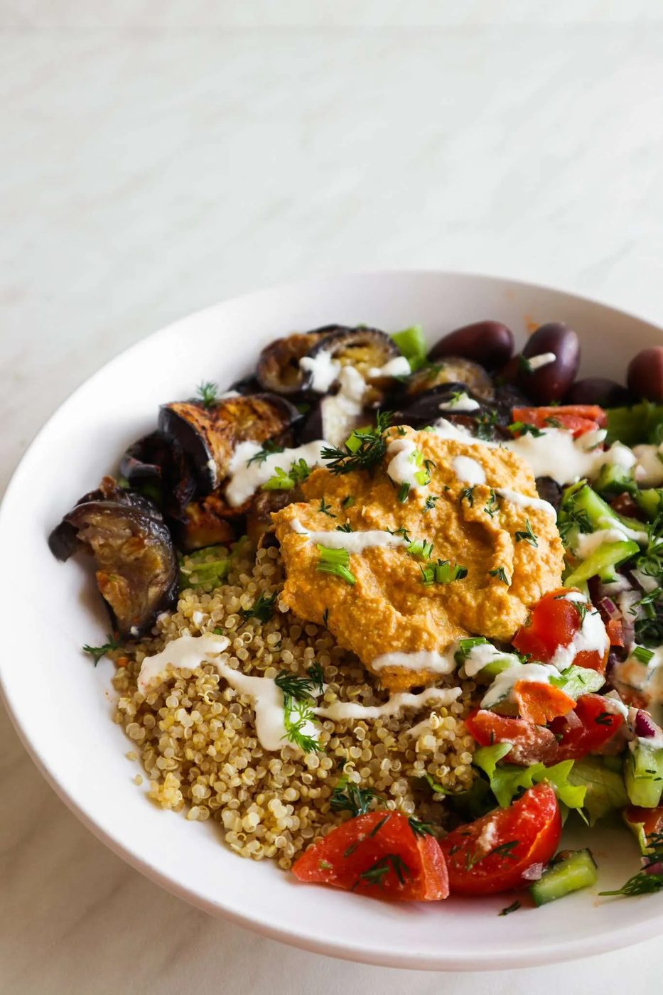 Quinoa bowls with roasted vegetables, healthy