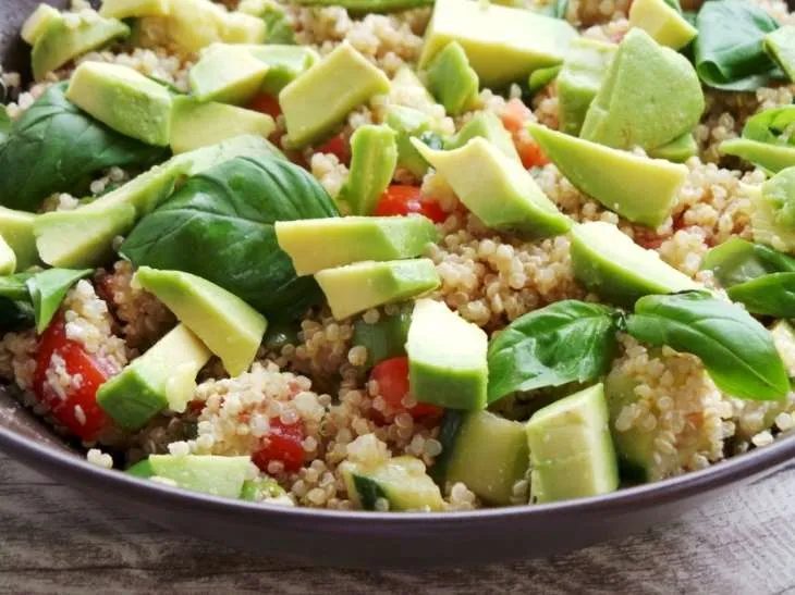 AVOCADO QUINOA SALAD - Gaical