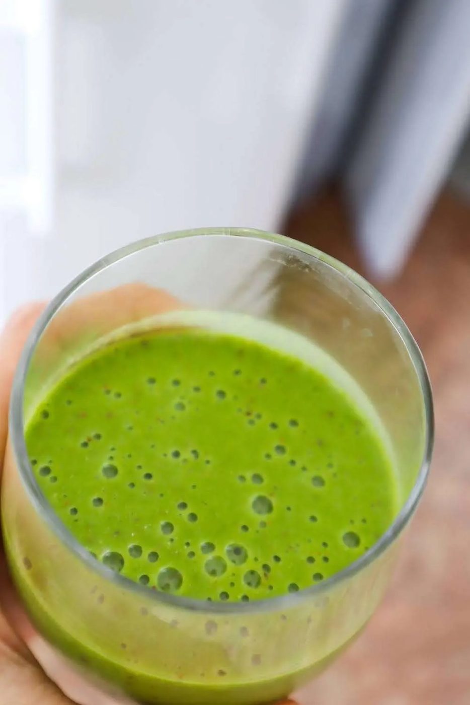 High-protein green smoothie, no powders