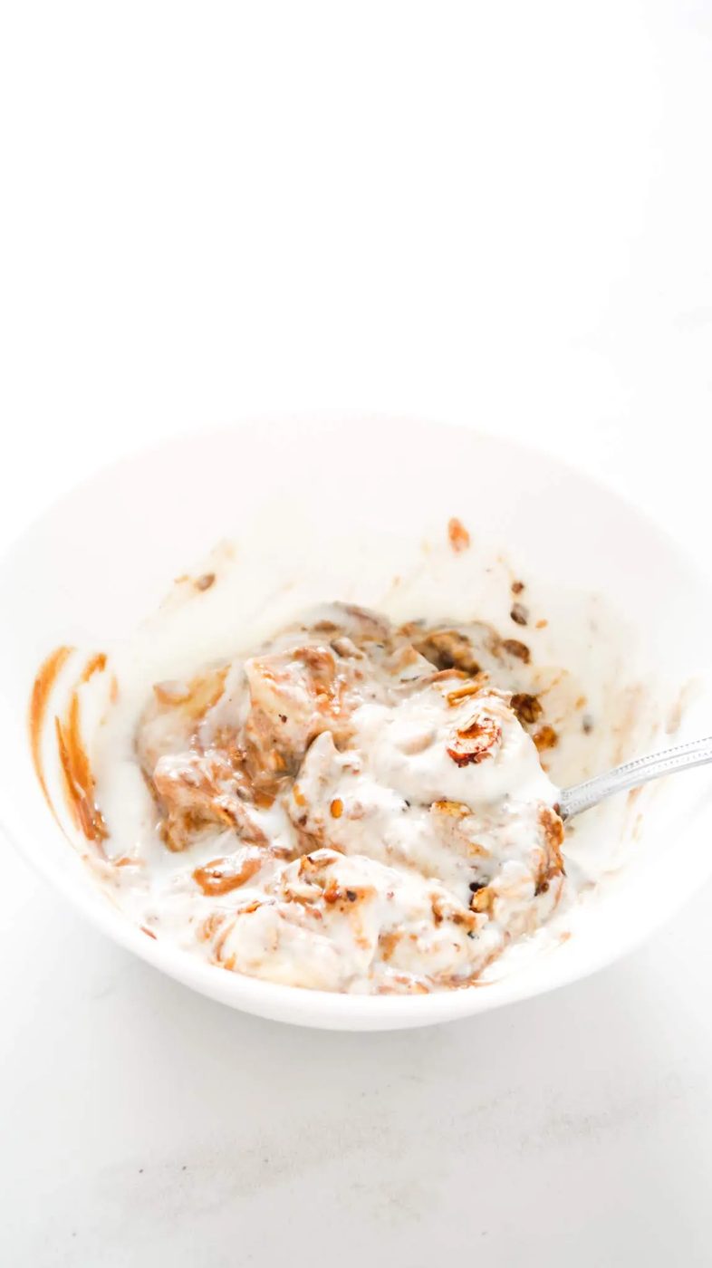 10-Minute Home-cooked Healthy Granola Recipe! This is a simple healthy breakfast idea to start your day with something nourishing and…
