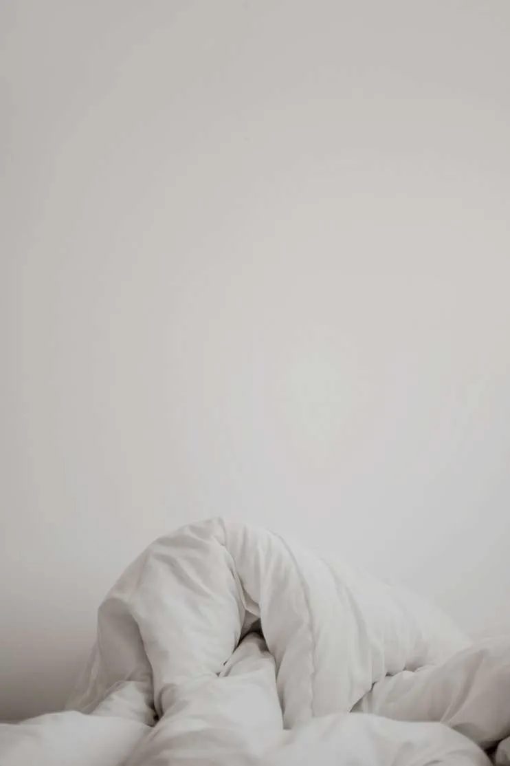 How To Wake Up Early and Not Feel Tired - 5 Tips That Work! Change your morning routine and have more time for yourself when you start your…