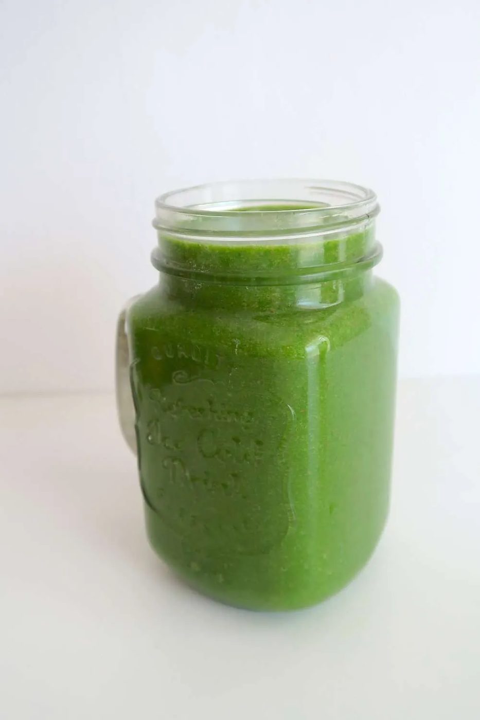 Reduce pain, lose weight, heal your gut and reduce inflammation by drinking an anti-inflammatory smoothie every day! Learn how to make it…