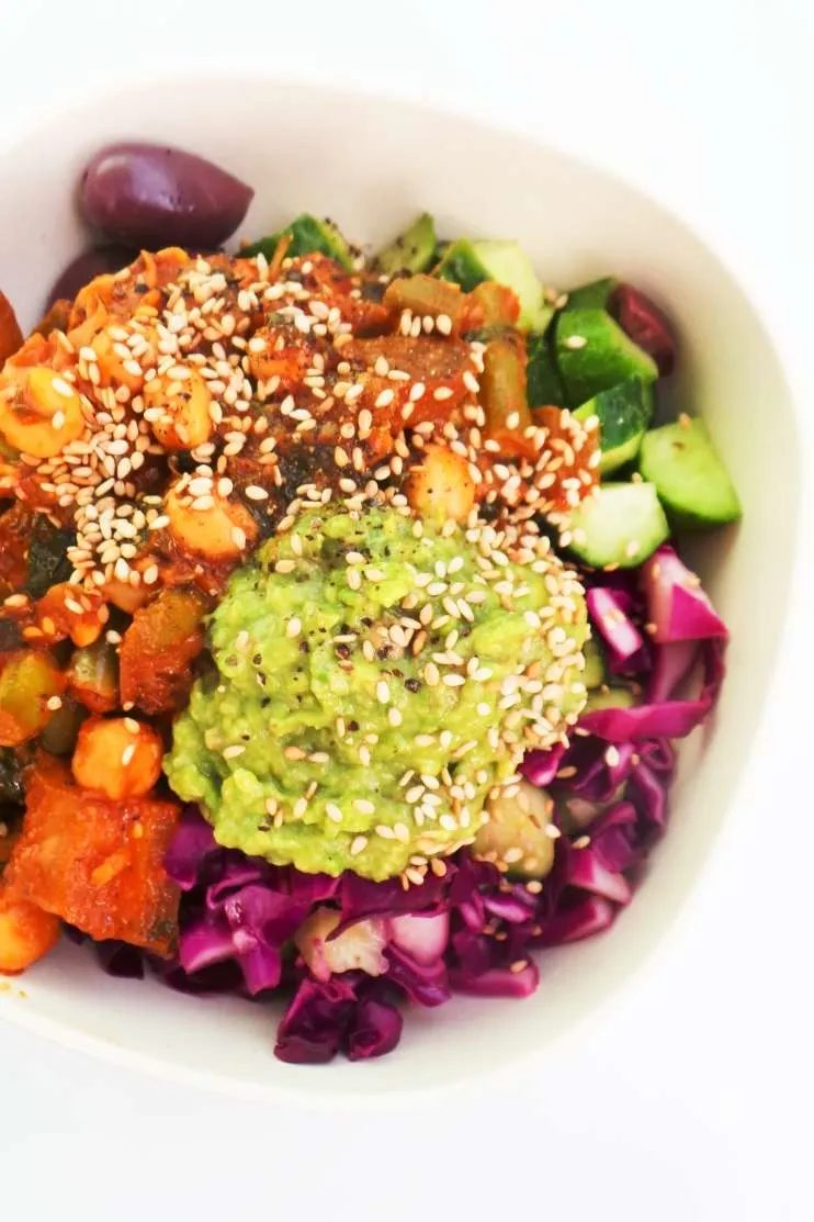 Meal prep bowl with spicy chickpeas, vegan