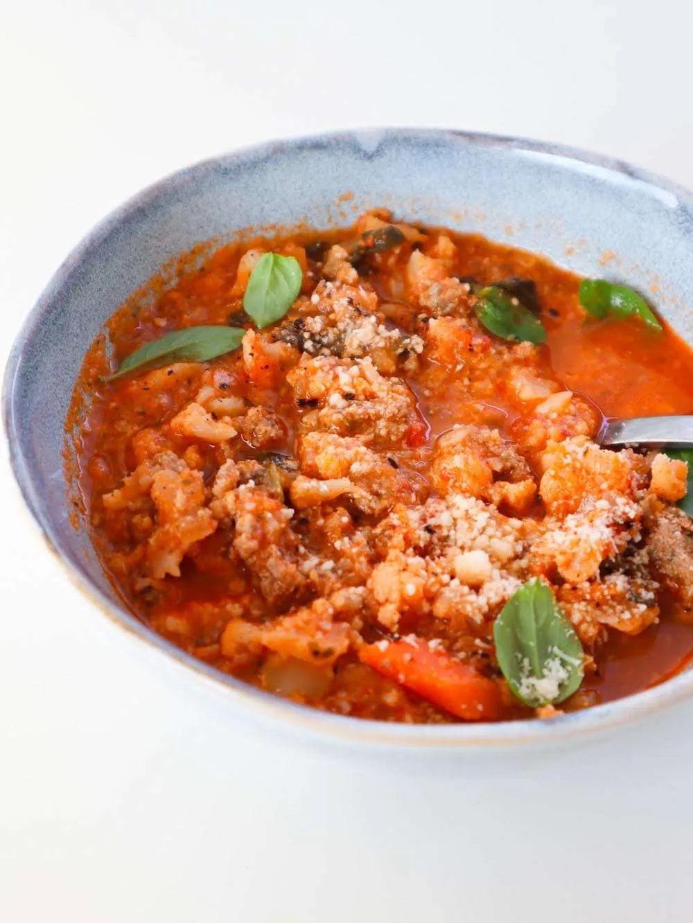 Mediterranean ground beef and cauliflower soup