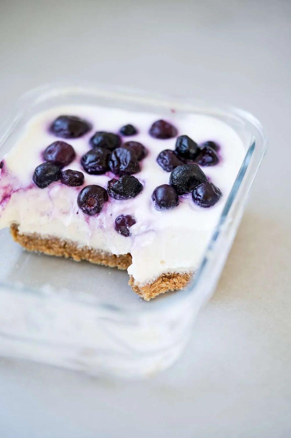 No-bake, healthy, low-carb high-protein cheesecake that is satisfying and simple to make! This recipe calls for 7 simple to find…