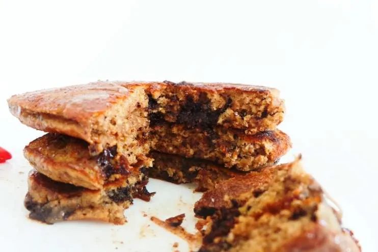 Oatmeal peanut butter pancakes with chocolate chips