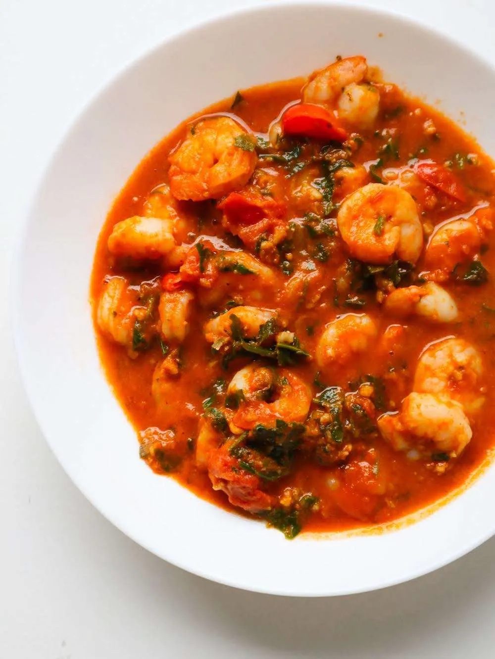 High-protein shrimp and calamari in garlicky tomato sauce! This is a fast and simple healthy dinner recipe with seafood that is low carb…