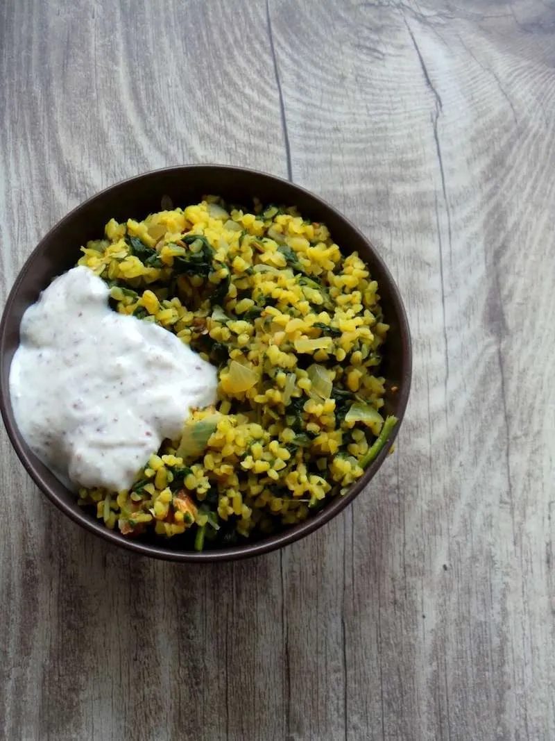 Bulgur and spinach dinner, simple