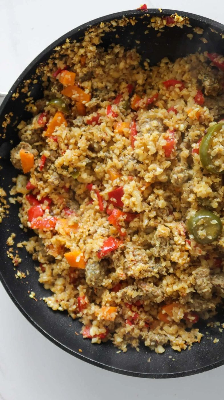 20-minute spicy cauliflower rice with ground turkey