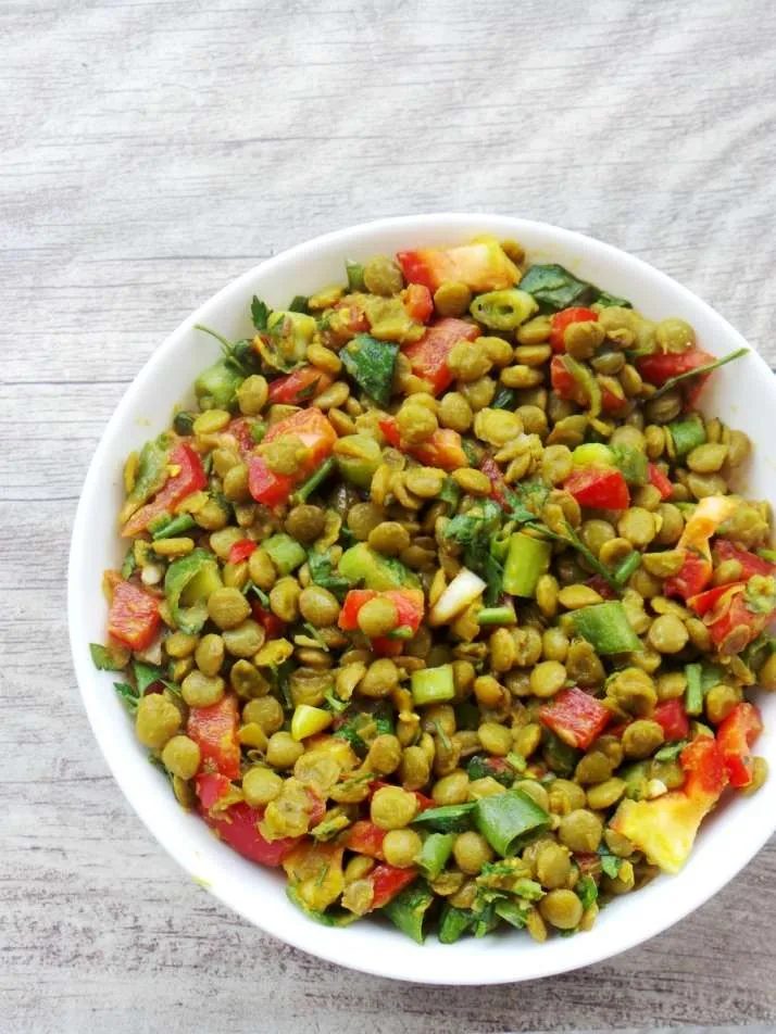 Lentil salad, spicy