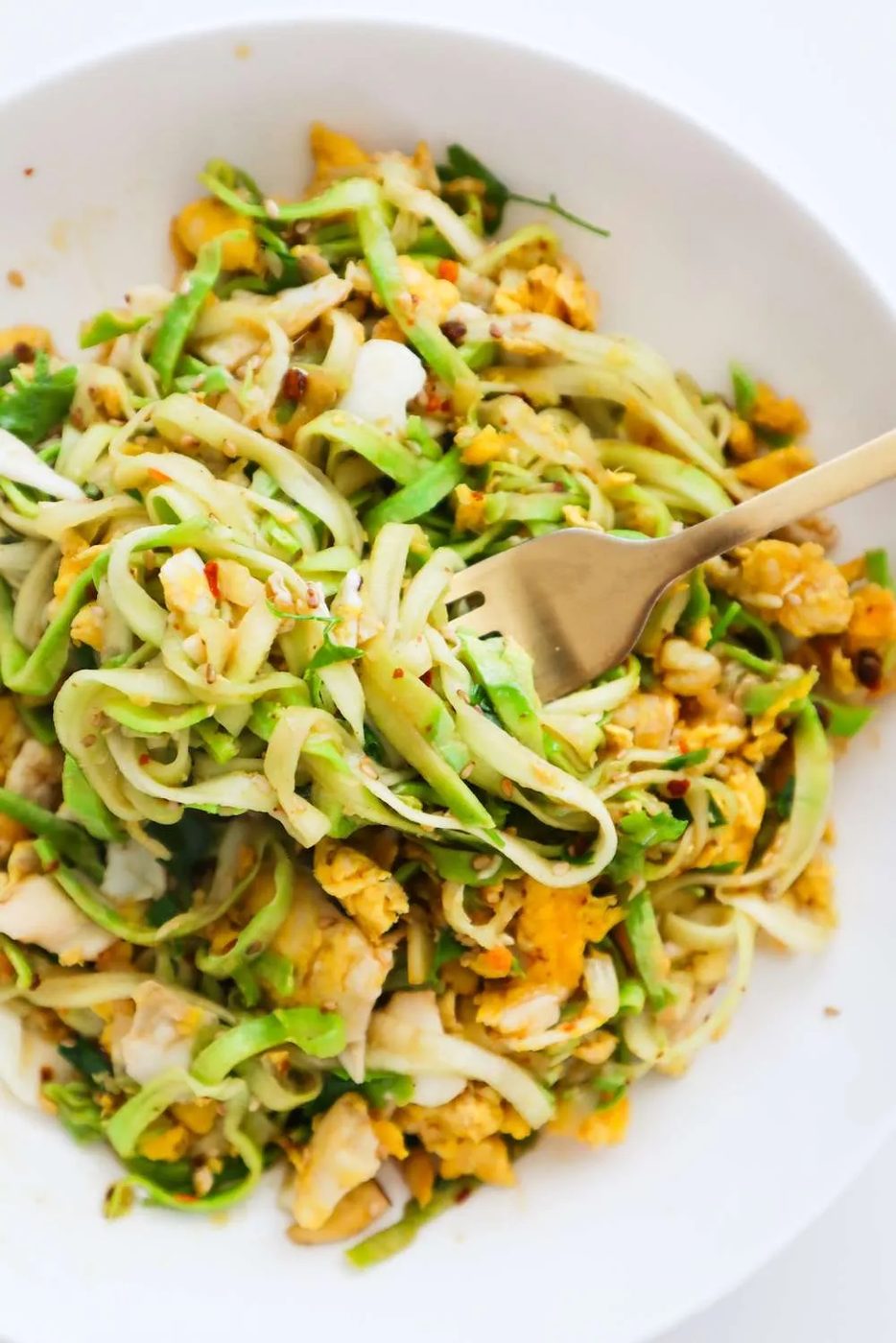 Stir-fried zucchini noodles