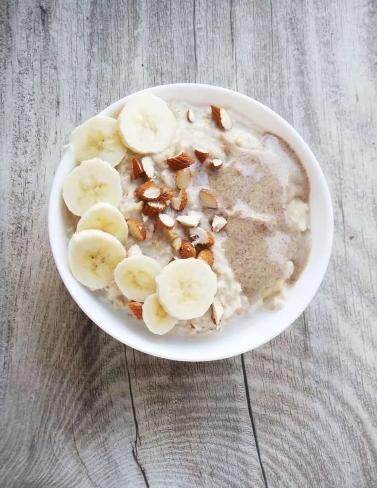 Banana oatmeal recipe with almond butter! Learn how to make oatmeal on the stove with this simple healthy oatmeal recipe - it’s simple and…