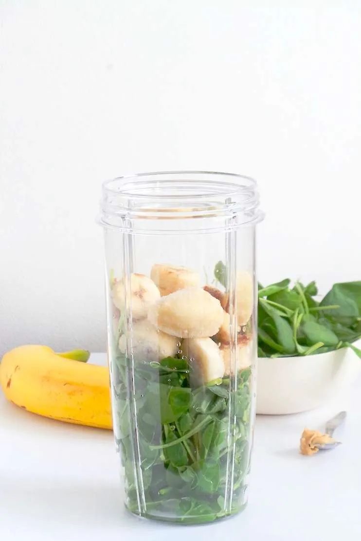 Tasty & simple green smoothie